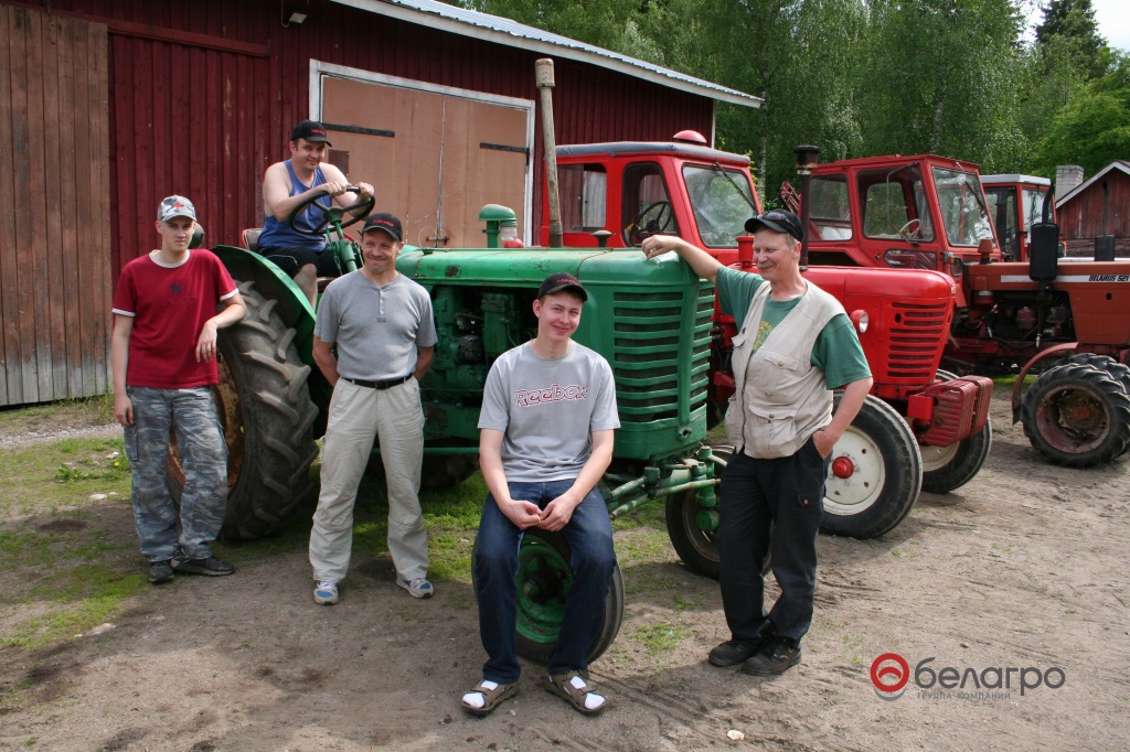 tractor6.jpg